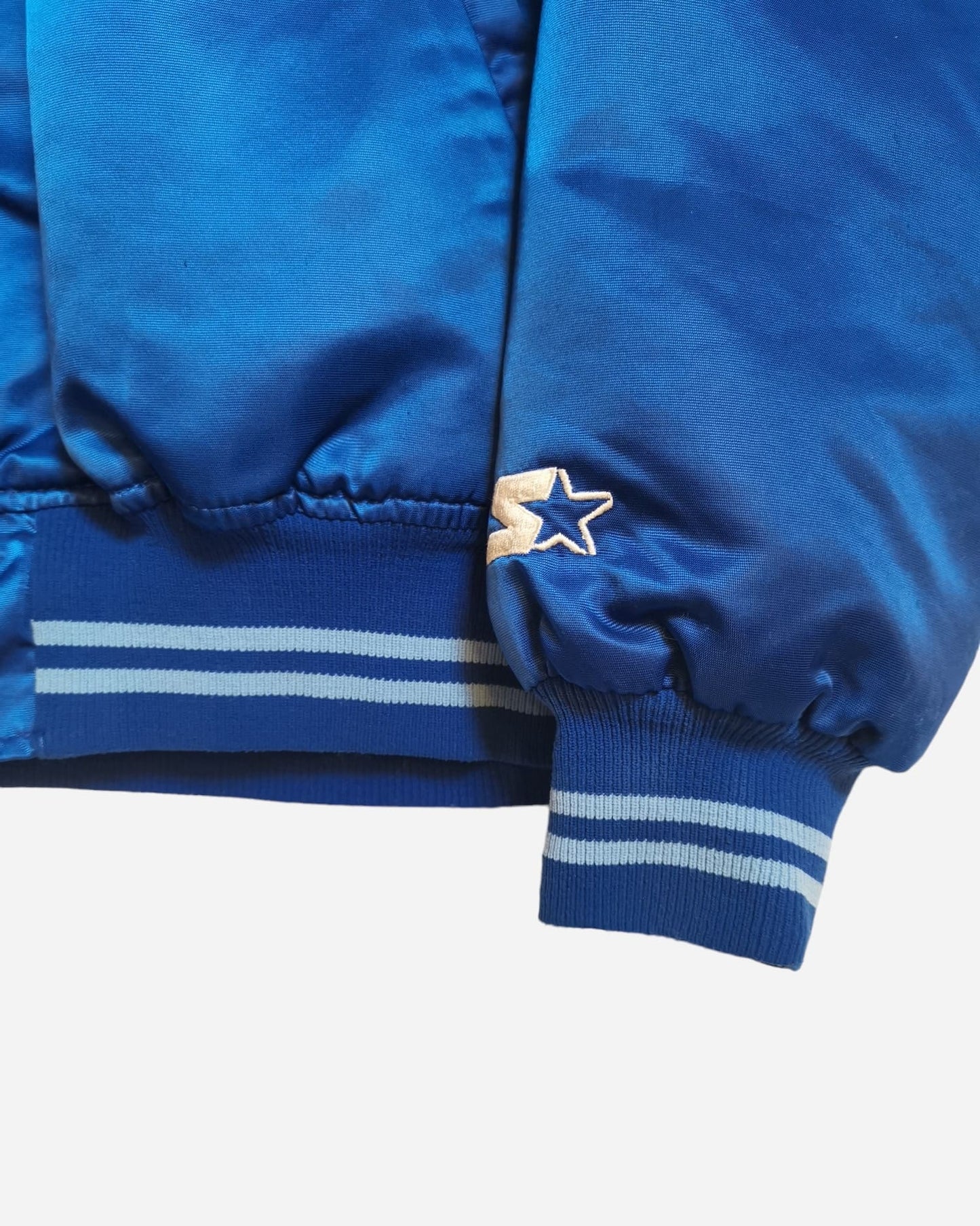 Starter Blue Jays de Toronto, Veste Starter vintage, Veste rétro Starter, Starter jacket années 90, Vêtement vintage Starter, Boutique Pickers Vintage Officiel, Mode Vintage Homme, Femme et Enfant.