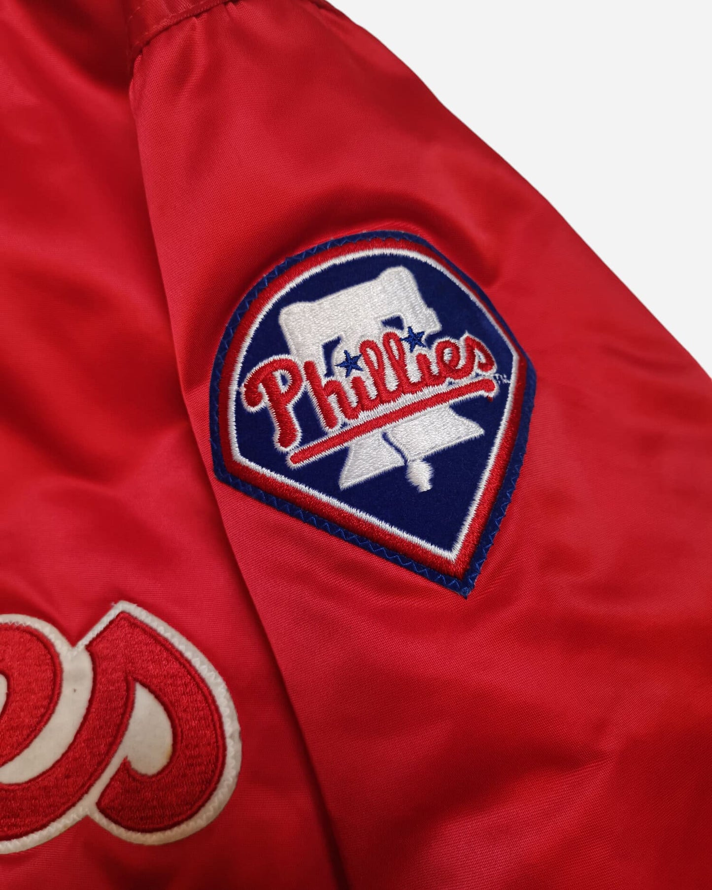 Starter Vintage Phillies de Philadelphie, Veste Starter vintage, Veste rétro Starter, Starter jacket années 90, Vêtement vintage Starter, Boutique Pickers Vintage Officiel, Mode Vintage Homme, Femme et Enfant.