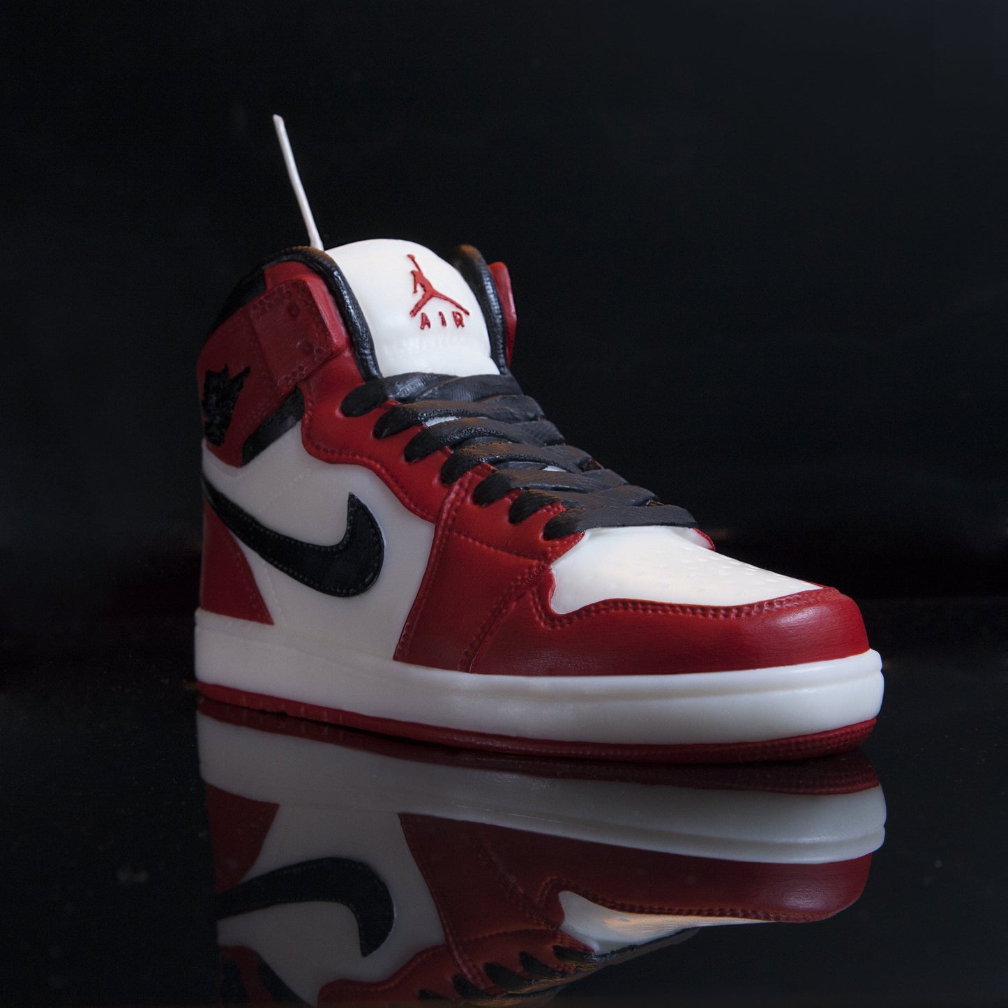 Bougie Streetwear, Culture Sneakers, Bougie Originale, Passion Sneakers, Bougie Tendance, Bougie Sneakers, Boutique Pickers Vintage Officielle
