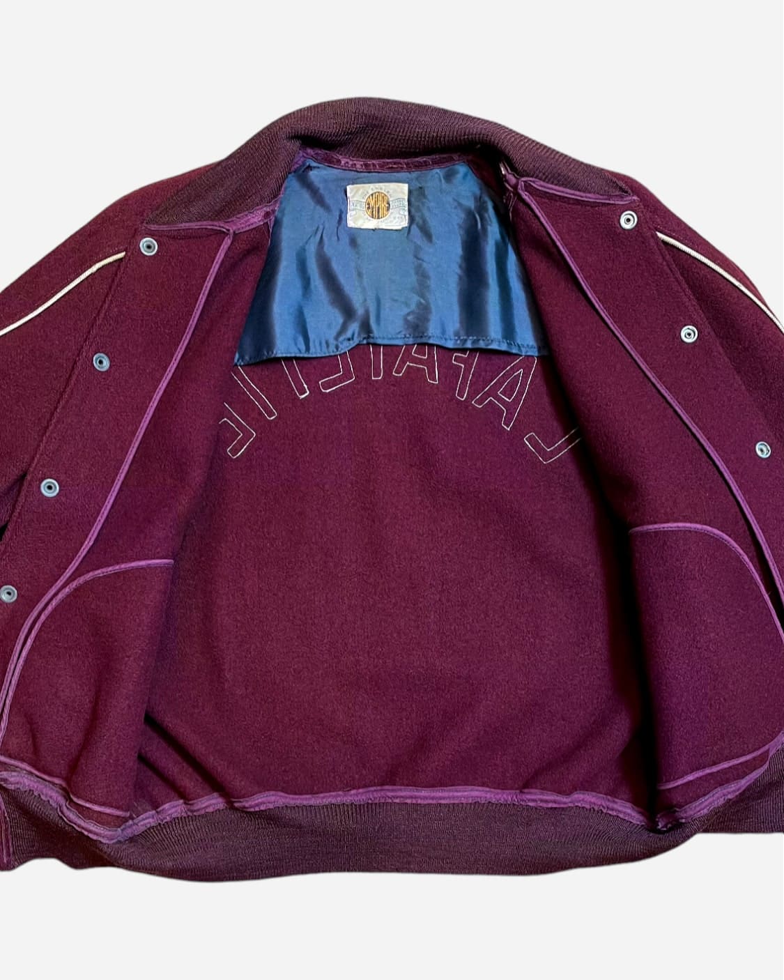 Veste vintage pour femmes, Blouson d'équipe universitaire classique, Varsity jacket Vintage, Jacket universitaire rétro, Look Rétro, Look Université, Mode Ivy League, Boutique Pickers Vintage Officiel, Mode Vintage Homme, Femme et Enfant