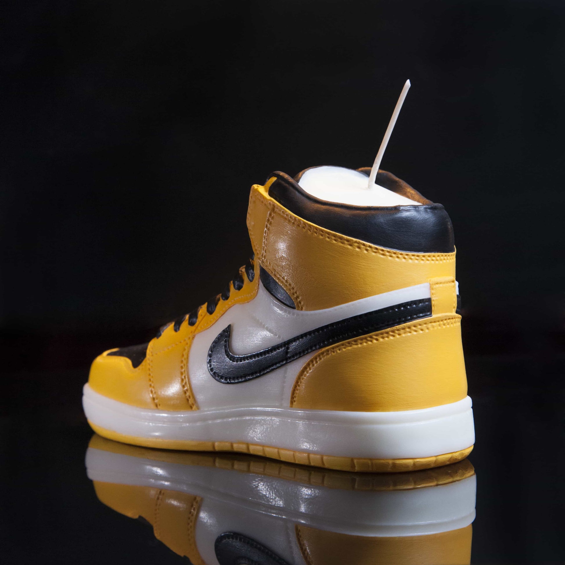 Bougie Streetwear, Culture Sneakers, Bougie Originale, Passion Sneakers, AIR JORDAN 1 Mid, Yellow, Black,Taxi, Boutique Pickers Vintage Officielle 